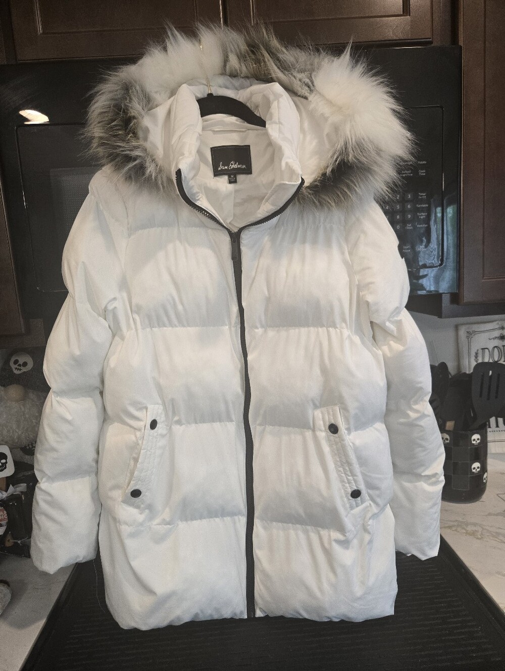Sam Edelman White Hooded Faux Fur Trim Puffer Coat. Size M